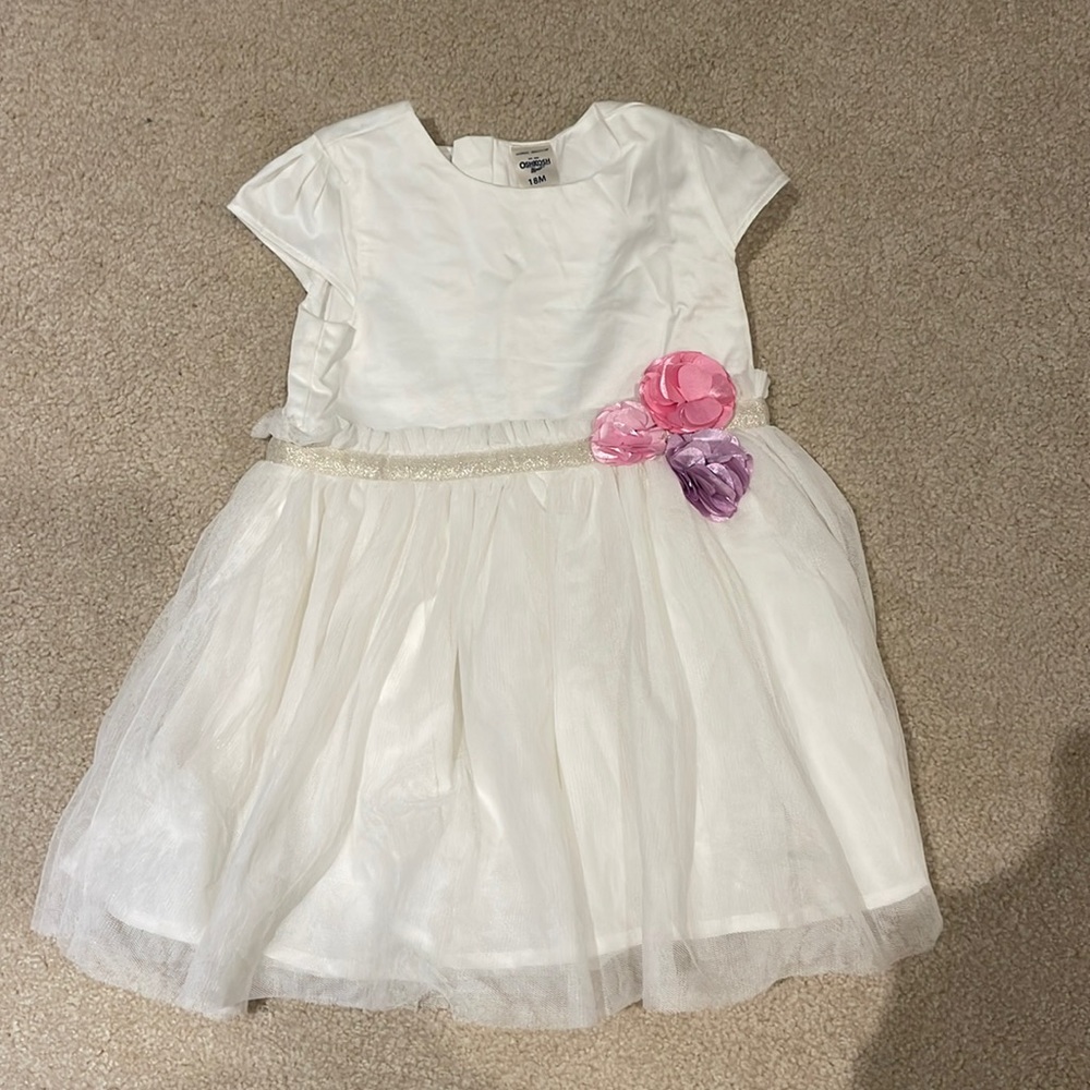 OshKosh B’gosh 18M white dress with flowers